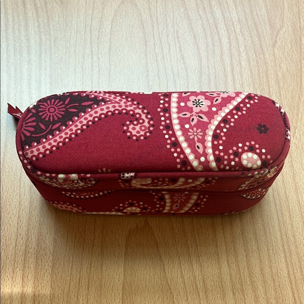 Vera Bradley Mesa Red Zippered Eyeglass Case